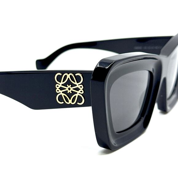 New, LOEWE Sunglasses LW40145F 01A Authentic - Picture 8 of 13